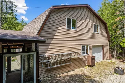27 Hope Drive Northern Bruce Peninsula ON N0H 1Z0