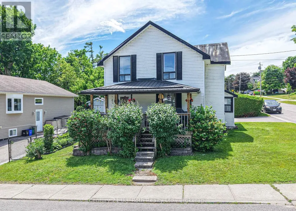 139 Borland Street East Orillia ON L3V 2C1