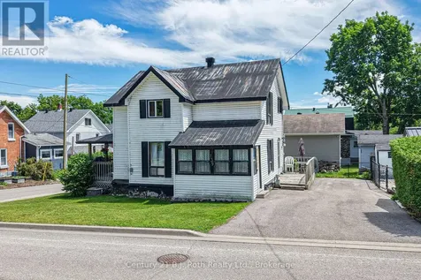 139 Borland Street East Orillia ON L3V 2C1