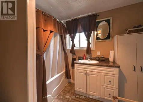 139 Borland Street East Orillia ON L3V 2C1