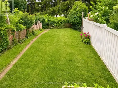 64 Exeter Drive Ottawa ON K2J 2E7