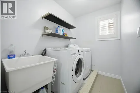 79 Garinger Crescent Hamilton ON L0R 1C0