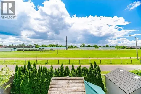 79 Garinger Crescent Hamilton ON L0R 1C0