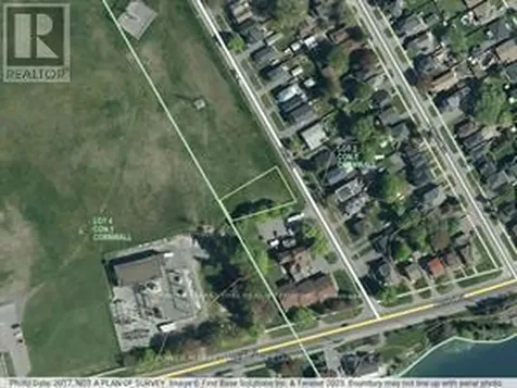 11 &13 Danis Avenue Cornwall ON K6H 5E5