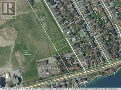 17&19 Danis Avenue Cornwall ON K6H 5E5