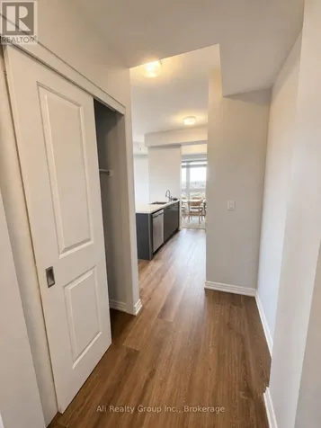 397 Codds Road Ottawa ON K1K 5C7