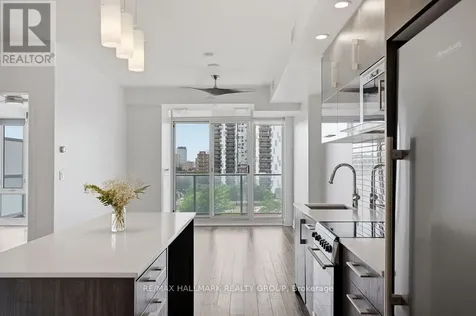 255 Bay Street Ottawa ON K1R 0C5