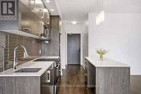 255 Bay Street Ottawa ON K1R 0C5