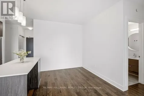 255 Bay Street Ottawa ON K1R 0C5