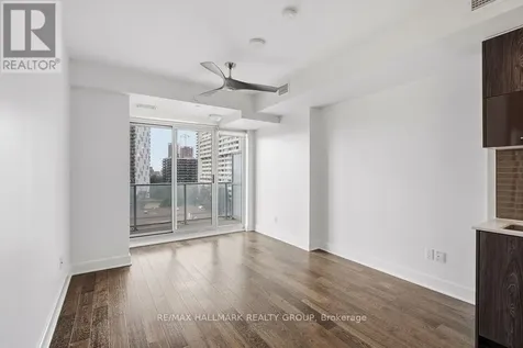 255 Bay Street Ottawa ON K1R 0C5