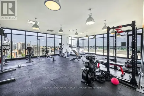 255 Bay Street Ottawa ON K1R 0C5