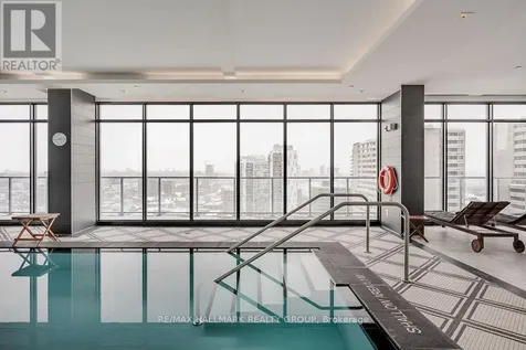 255 Bay Street Ottawa ON K1R 0C5