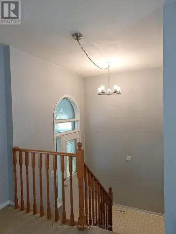 67 Fernbrook Drive Wasaga Beach ON L9Z 1G4