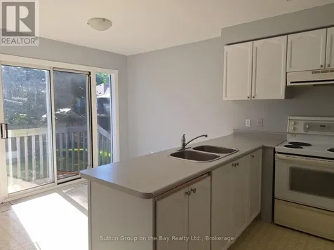 67 Fernbrook Drive Wasaga Beach ON L9Z 1G4