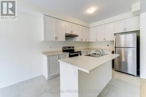 73 Federica Crescent Wasaga Beach ON L9Z 0N5
