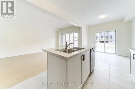 73 Federica Crescent Wasaga Beach ON L9Z 0N5