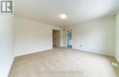 73 Federica Crescent Wasaga Beach ON L9Z 0N5