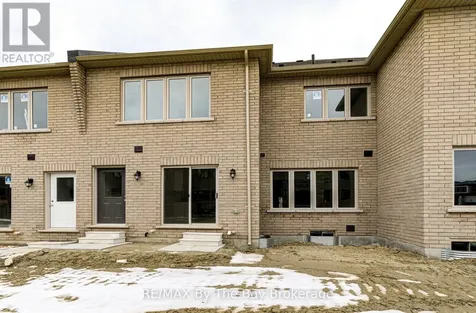 73 Federica Crescent Wasaga Beach ON L9Z 0N5