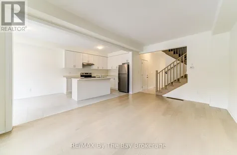 73 Federica Crescent Wasaga Beach ON L9Z 0N5