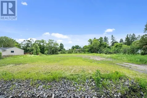 4320 Bank Street Ottawa ON K1T 3W8