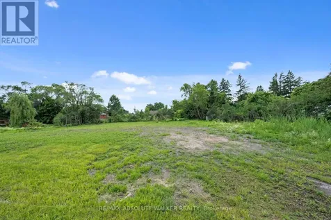 4320 Bank Street Ottawa ON K1T 3W8