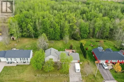 3811 Leo Crescent Ramara ON L3V 0L1