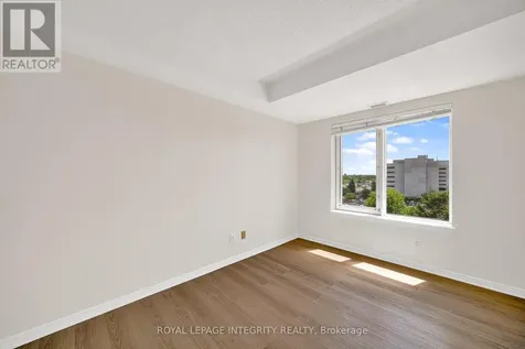 310 Central Park Drive Ottawa ON K2C 4G4