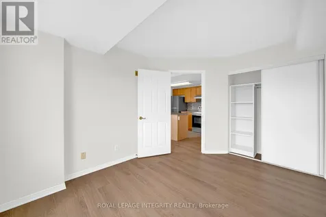 310 Central Park Drive Ottawa ON K2C 4G4