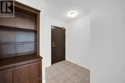 310 Central Park Drive Ottawa ON K2C 4G4