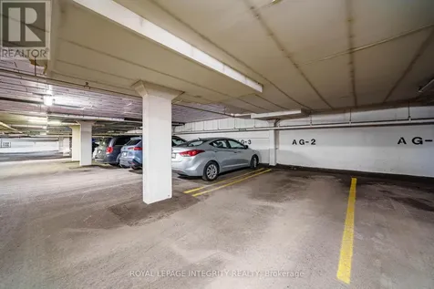 310 Central Park Drive Ottawa ON K2C 4G4