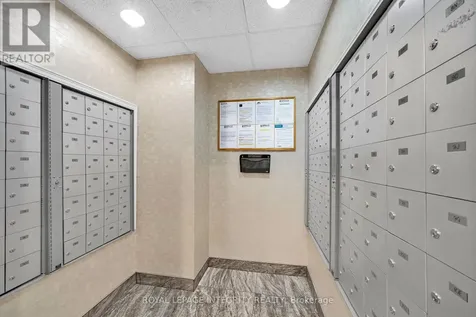 310 Central Park Drive Ottawa ON K2C 4G4