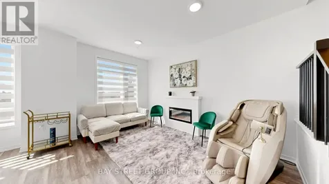 1430 19th Avenue Richmond Hill ON L4E 1P3