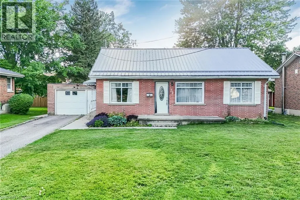 24 Park Street Aylmer ON N5H 2P3