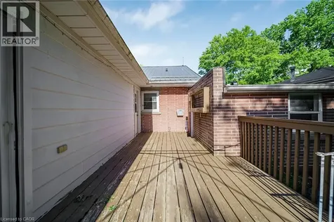 24 Park Street Aylmer ON N5H 2P3