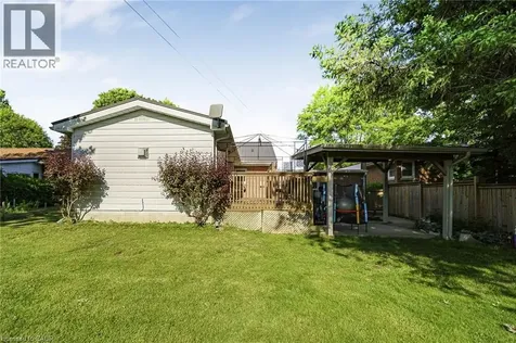 24 Park Street Aylmer ON N5H 2P3