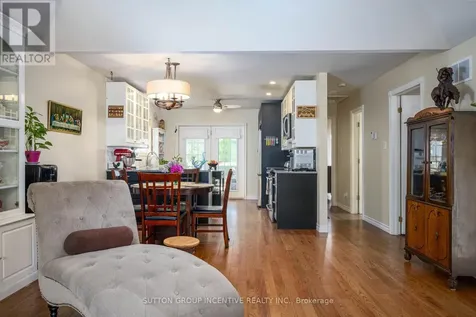 48 Wesley Avenue Wasaga Beach ON L9Z 1C8