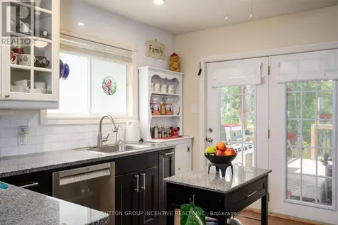 48 Wesley Avenue Wasaga Beach ON L9Z 1C8