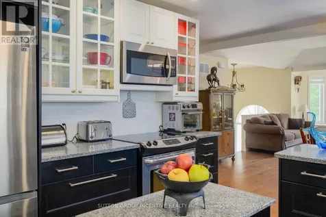 48 Wesley Avenue Wasaga Beach ON L9Z 1C8