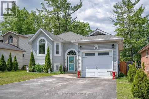 48 Wesley Avenue Wasaga Beach ON L9Z 1C8
