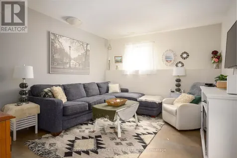 48 Wesley Avenue Wasaga Beach ON L9Z 1C8