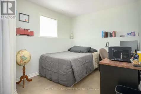 48 Wesley Avenue Wasaga Beach ON L9Z 1C8