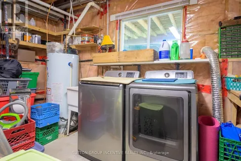 48 Wesley Avenue Wasaga Beach ON L9Z 1C8