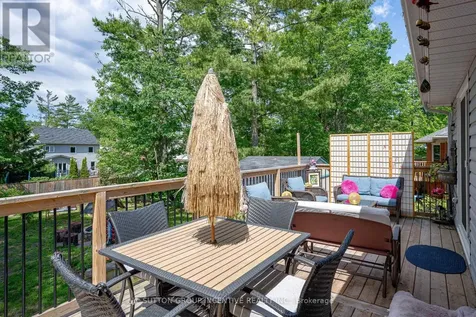 48 Wesley Avenue Wasaga Beach ON L9Z 1C8