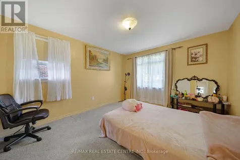 24 Park Street Aylmer ON N5H 2P3