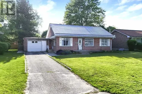 24 Park Street Aylmer ON N5H 2P3