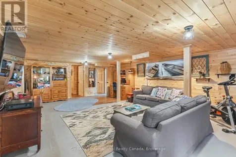 8 Lakeview Crescent Mckellar ON P2A 0B5