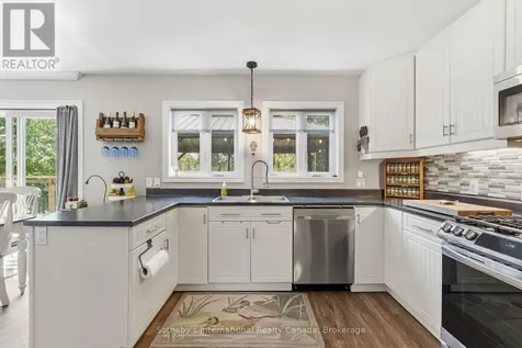 8 Lakeview Crescent Mckellar ON P2A 0B5