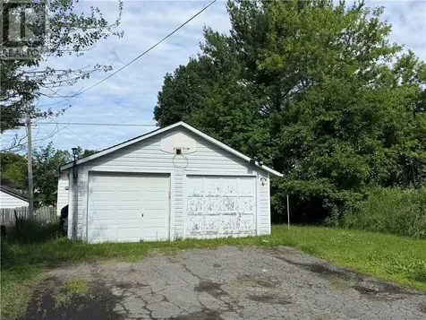 699 Regent Street Sudbury ON P3E 3Y5