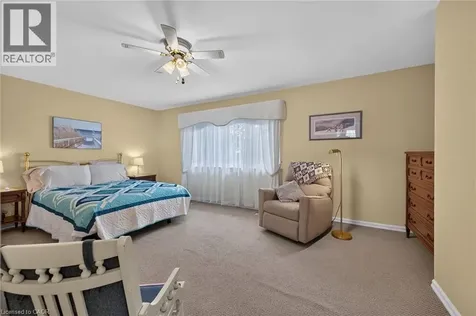 511 Fiddler's Green Road Ancaster ON L9G 1X3