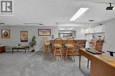 511 Fiddler's Green Road Ancaster ON L9G 1X3